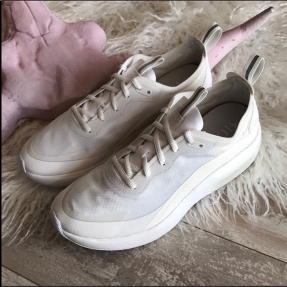 NWT Nike Air Max Dia Special Edition - Picture 6 of 8